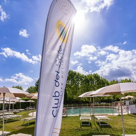 Club Del Sole Viareggio Family Collection Üdülőpark 3*